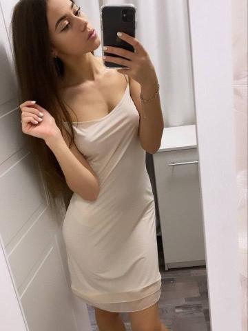 Викуся